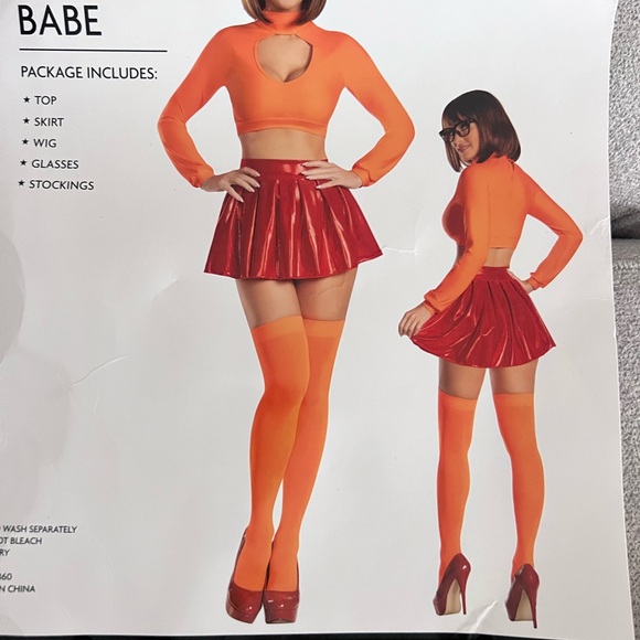 Costume for Halloween mystery babe Includes top, skirt, wig, glasses, stockings - Picture 2 of 2